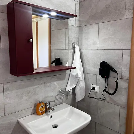 Mateo Holiday Apartments *